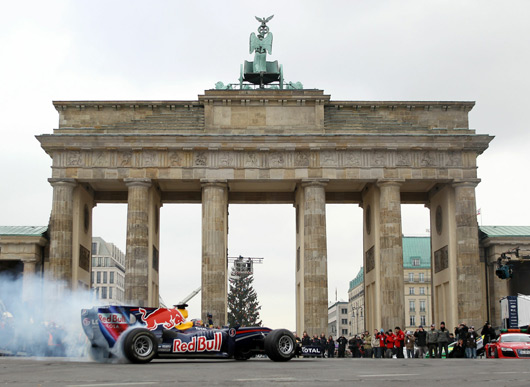 Red Bull Racing, hometown heroes, Nov 2010