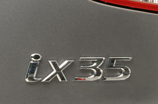 Hyundai ix35 badge