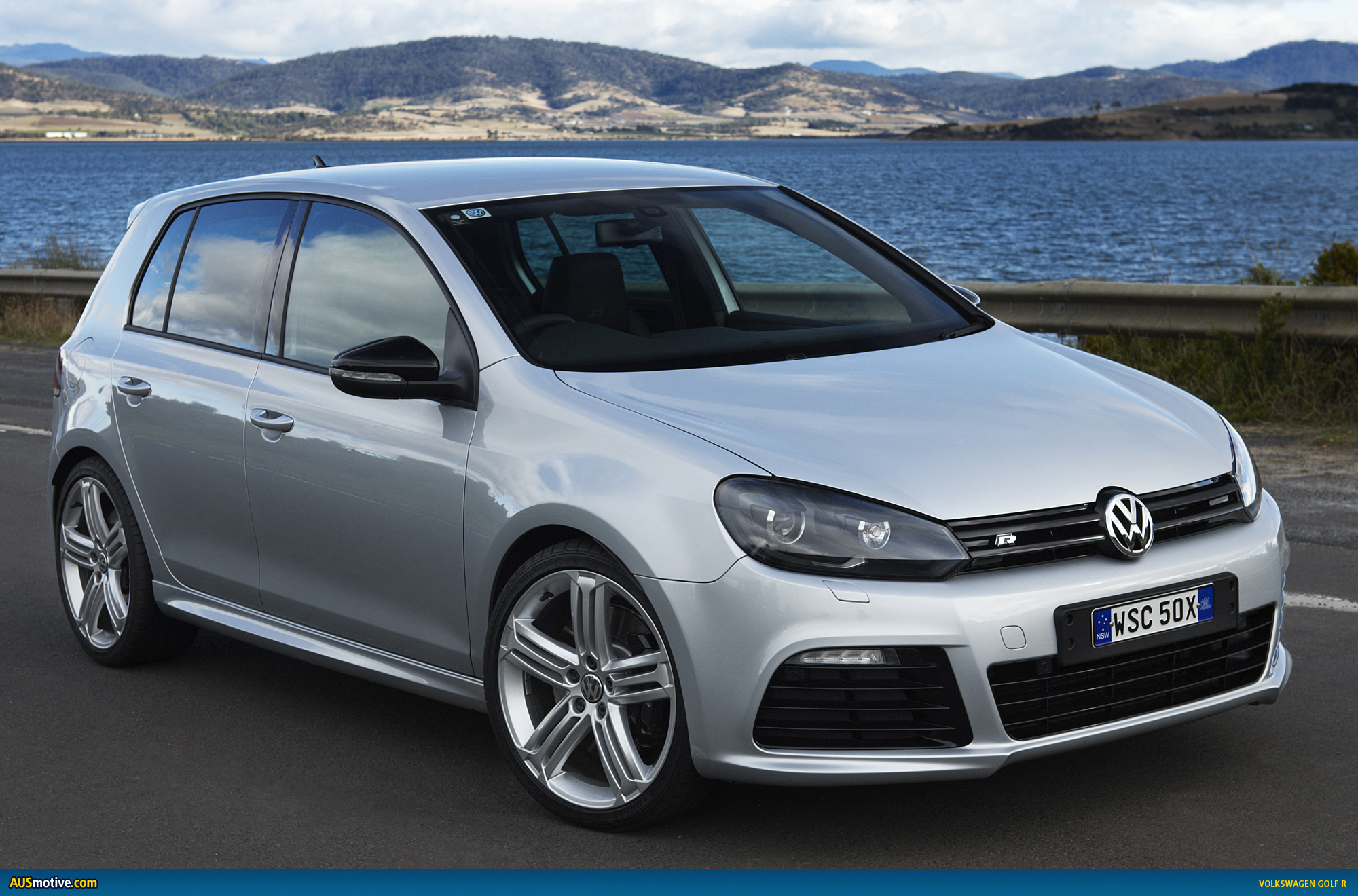 Volkswagen Golf R Detailed Australian Press Release