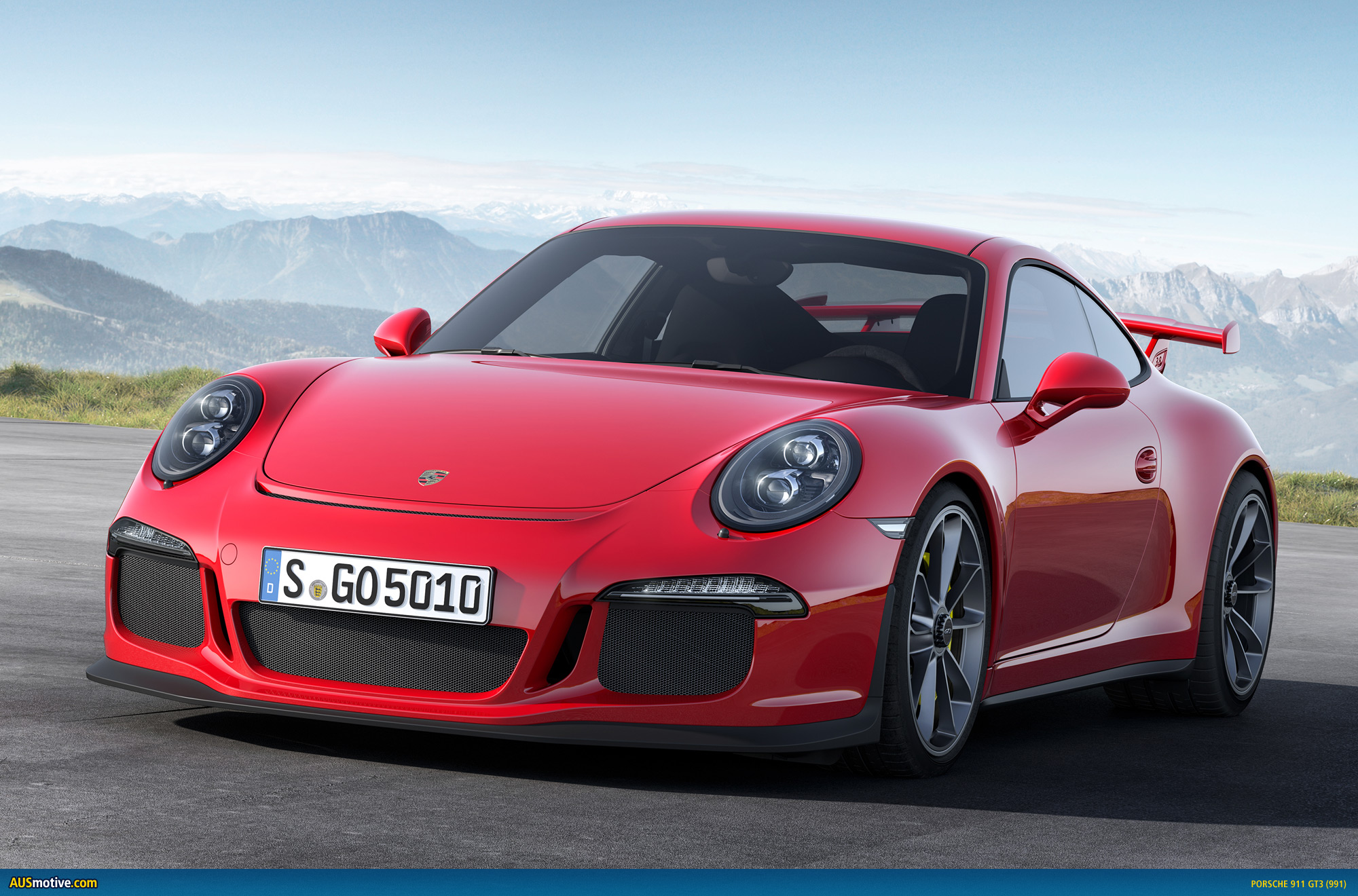 AUSmotive.com » Geneva 2013: Porsche 911 GT3 revealed